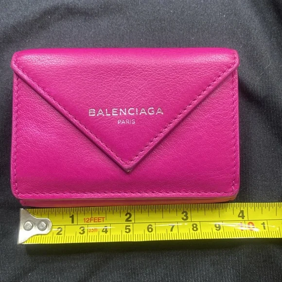 💕🤭 Balenciaga pink wallet! - Picture 15 of 16